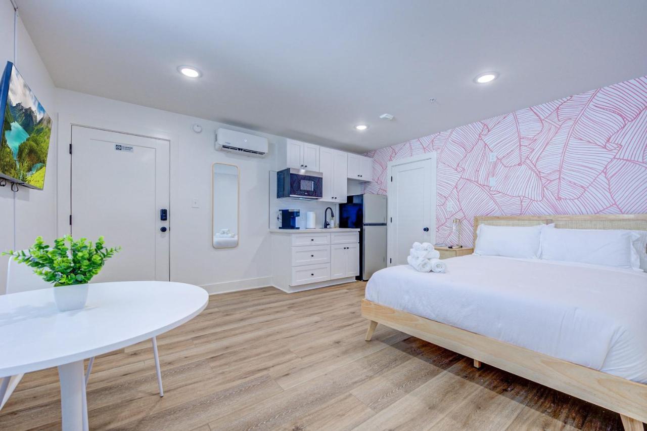 Pink Flamingo Studio Apartment Galveston Extérieur photo
